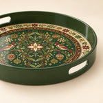 Christmas Wreath Green Plastic Serving Tray - Holiday Motif - MintiHome
